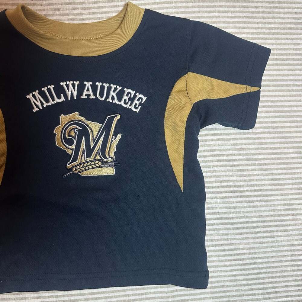 Colorblock Milwaukee Brewers Toddler Size 2T T-Shirt - Picture 3 of 7